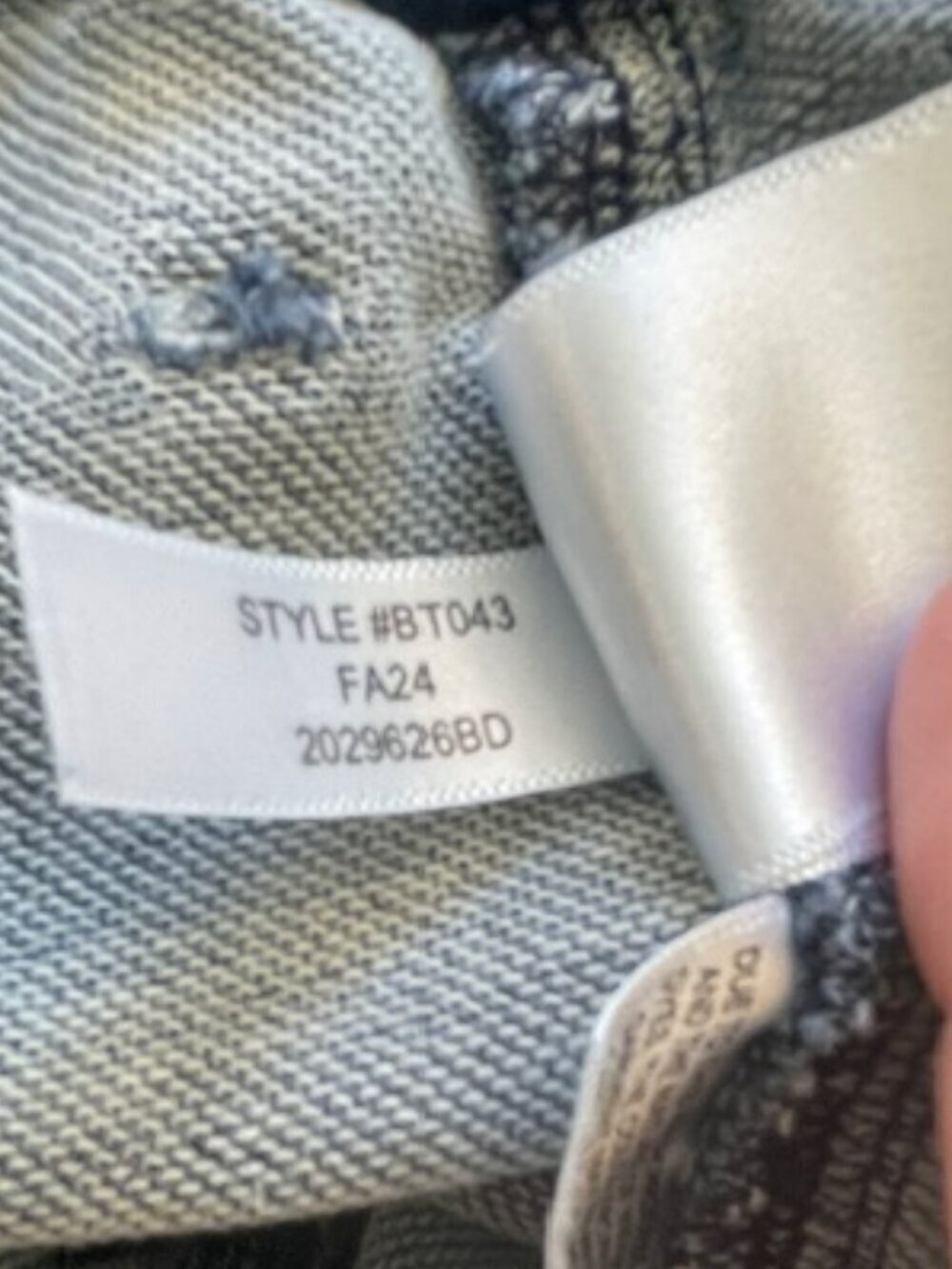 J. Crew Factory Denim Utility Jogger SweatPant Jeans in Signature Stretch 34 Pet - Picture 8 of 10